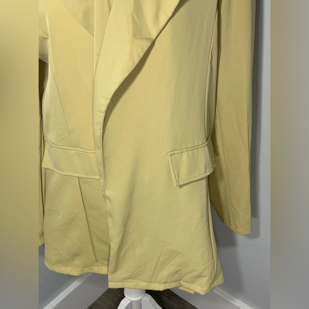 Women's Light Lime Green/Yellow Cream Jacket Size XL - Picture 4 of 9